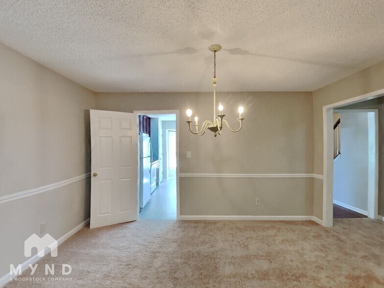 Building Photo - 727 Twin Brooks Ct