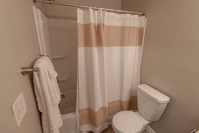 Building Photo - 103 N Garth Ave