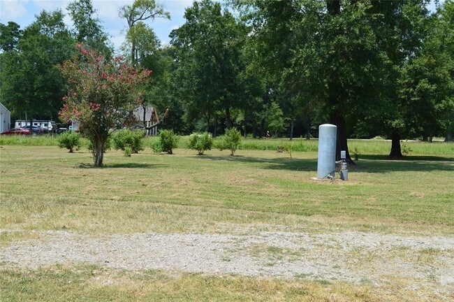 Building Photo - 160 County Rd 6498