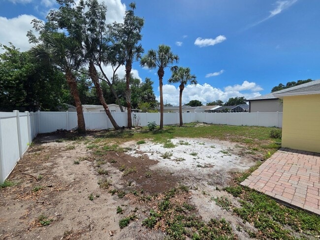 Building Photo - Charming 3 Bedroom Home in South Tampa's Ballast Point Neighborhood