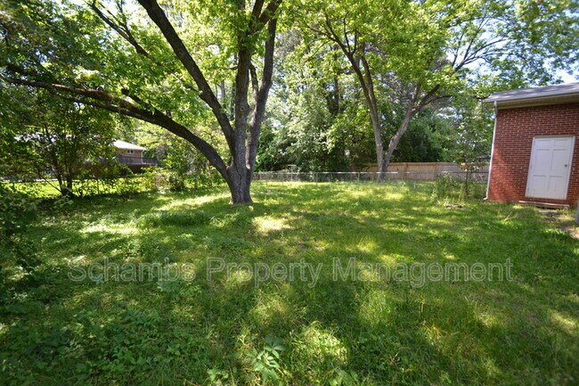 Building Photo - 5131 Lundy Dr