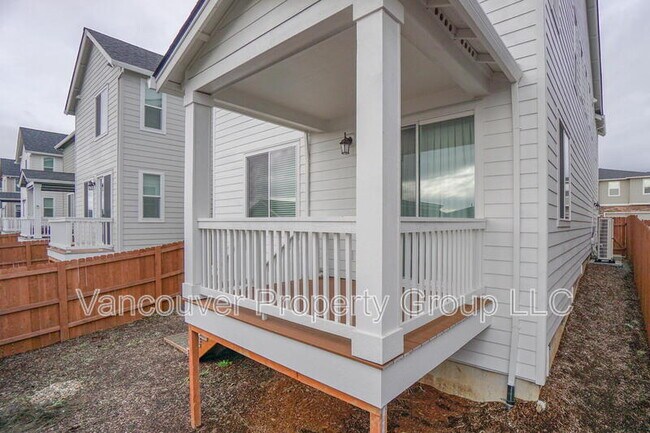 Building Photo - 721 NW 178th Wy