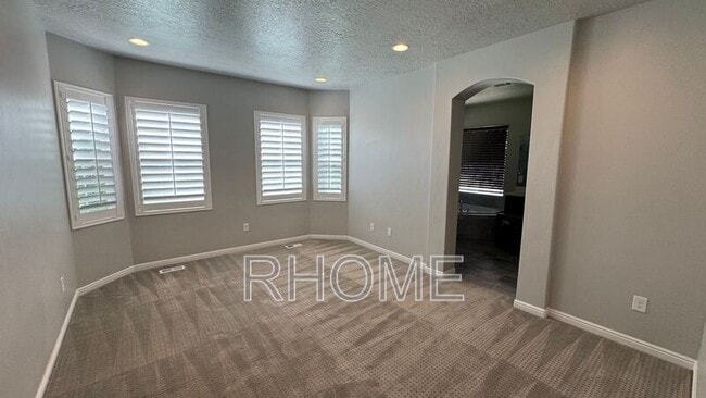 Building Photo - 13022 Sand Creek Dr