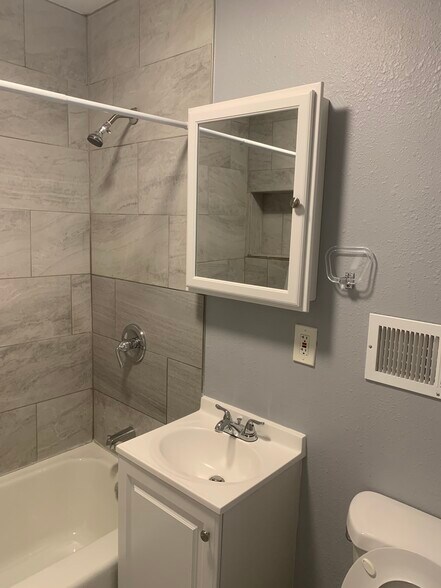 Building Photo - 3058 N 29th St