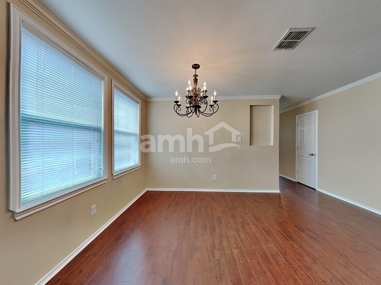 Building Photo - 13149 Cowper Dr