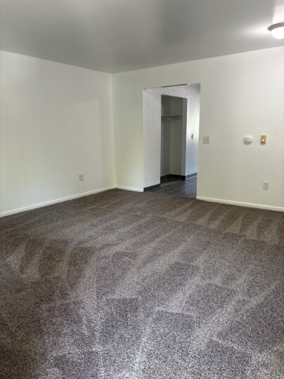 Building Photo - 685 Michigan Ave