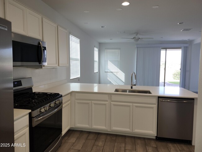 Building Photo - 5824 N 89th Dr