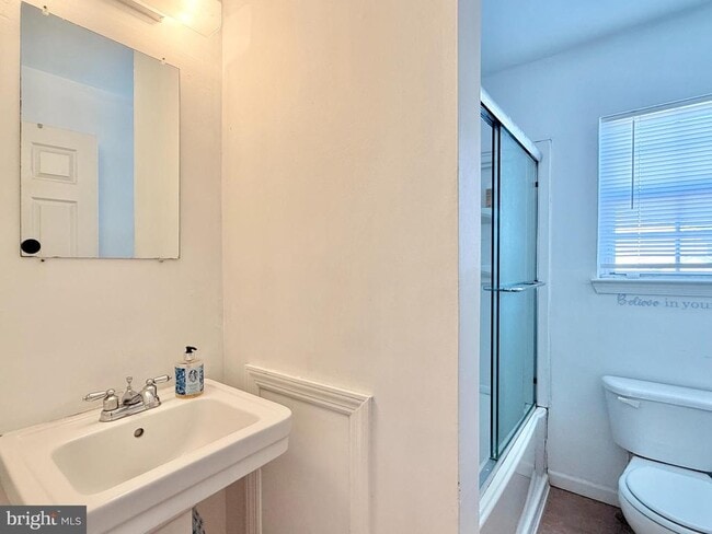 Building Photo - 354 Briar Dr