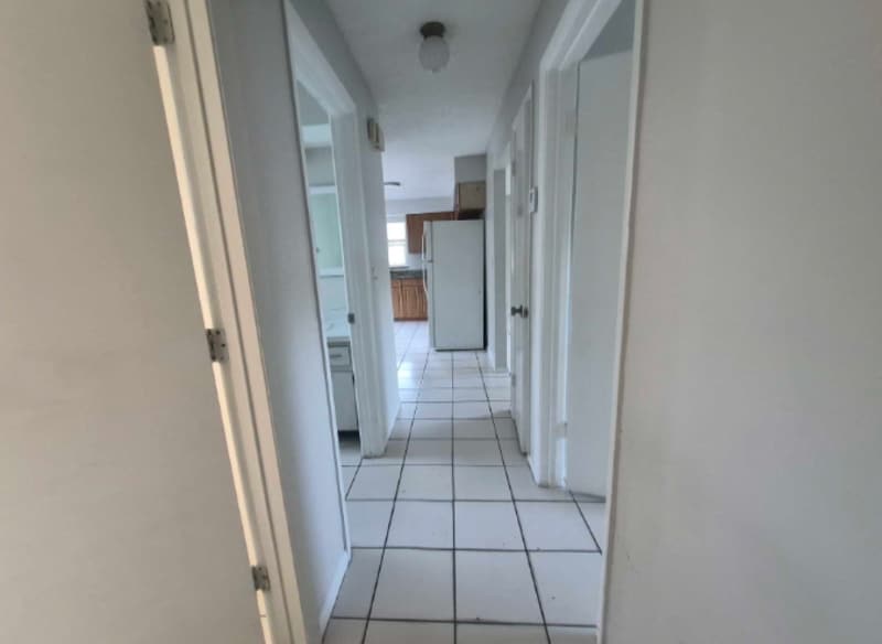 Building Photo - 15117 Avalon Ave