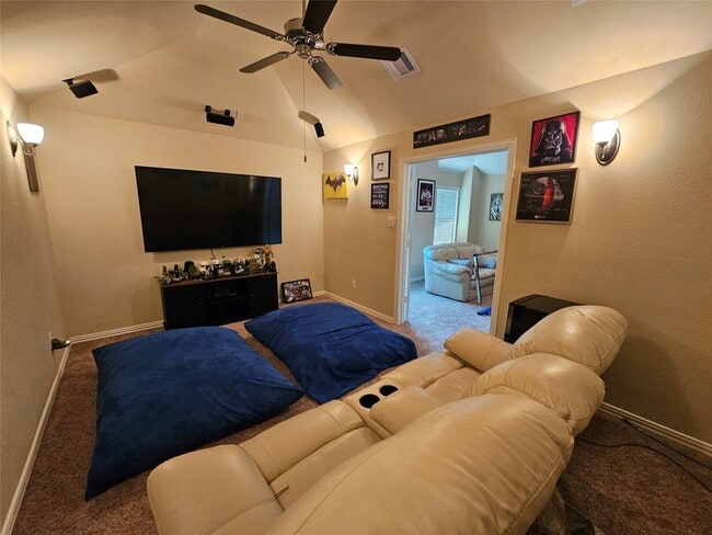 Building Photo - 402 Stockport Dr