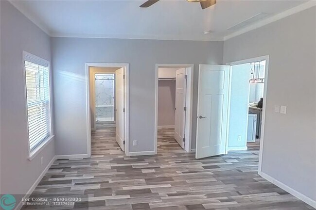 Building Photo - 1757 12th Ct N