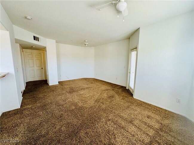 Building Photo - 833 Aspen Peak Loop