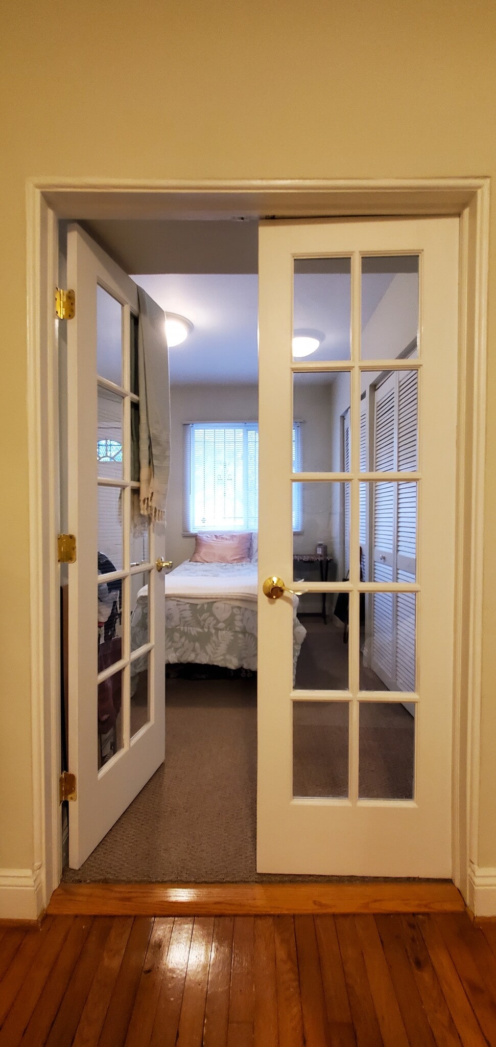 Building Photo - 213 19th St NE