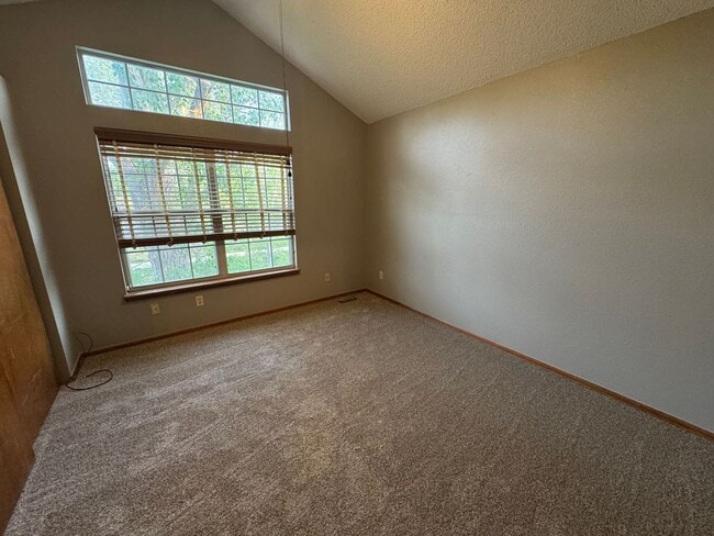 Building Photo - Well Kept 3 BED/2 BA Home in Westminster - AVAILABLE 6/5