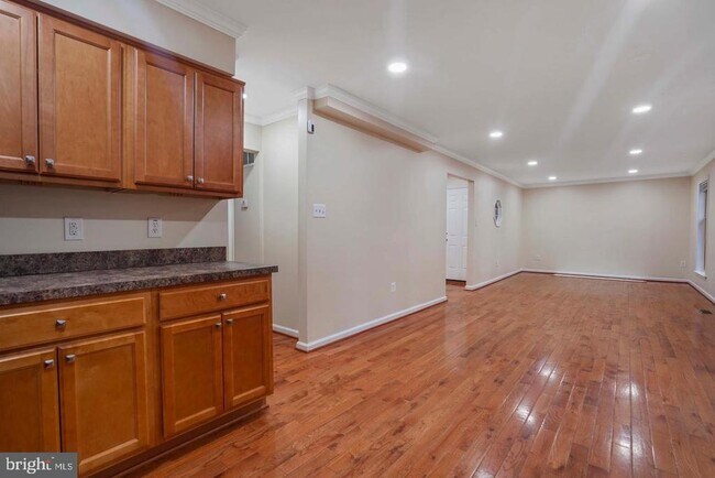 Building Photo - 5105 PHEASANT Rd
