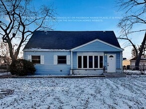 Building Photo - 9318 S 78th Ave