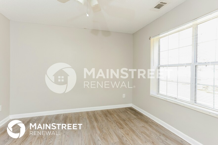 Building Photo - 4039 Ravenwood Ct