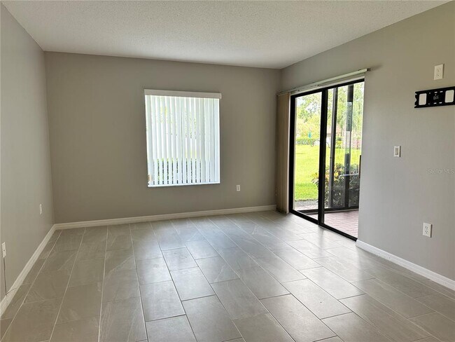 Building Photo - 6191 Timberlake Dr
