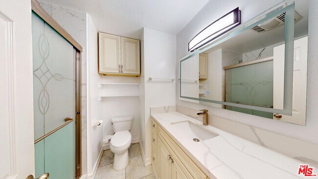 Building Photo - 7777 W 91st St