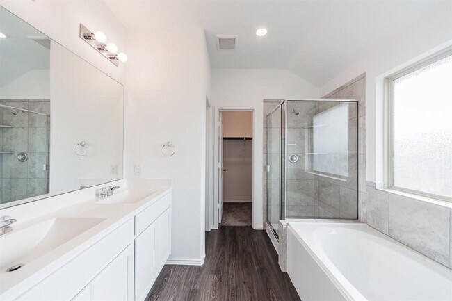 Building Photo - 26047 Steele Flower Dr