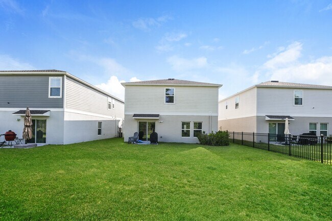 Building Photo - 5548 Summer Sunset Dr