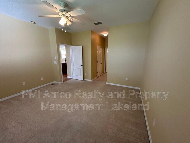 Building Photo - 3774 Hampton Hills Dr