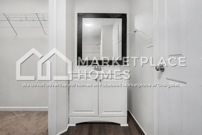 Building Photo - 462 Johnson Pool Rd