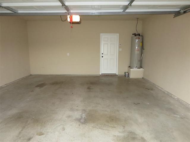 Building Photo - 1305 Ravenwood Dr