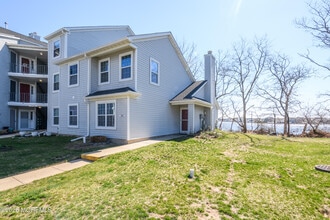 Building Photo - 222 Waters Edge Dr