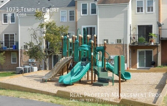 Building Photo - 1073 Temple Ct