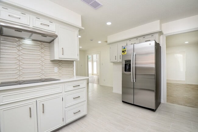 Building Photo - 11615 Trailmont Dr