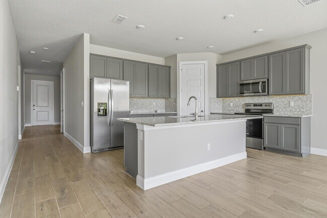 Building Photo - 8558 Dahlia Cir