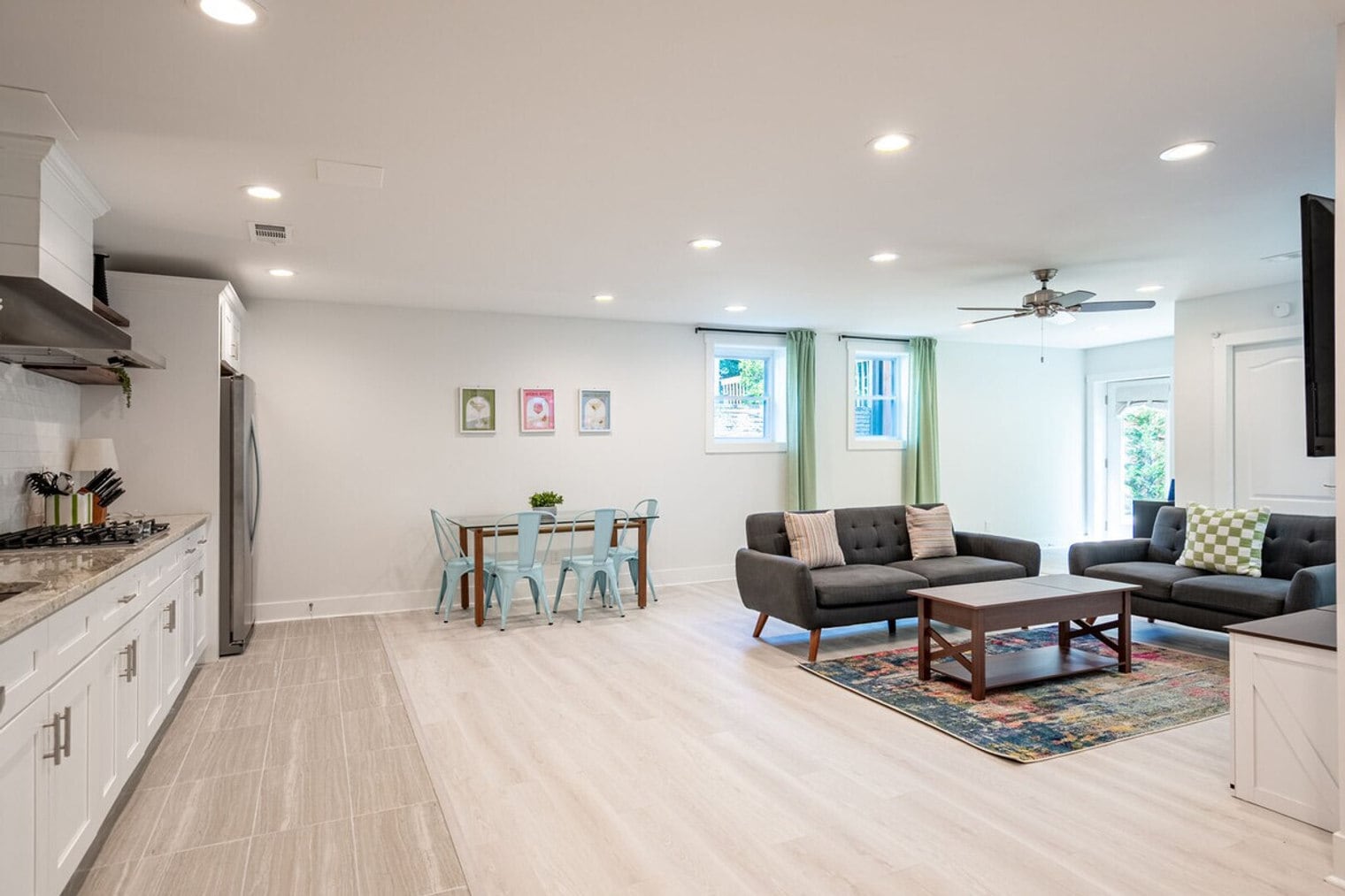 Building Photo - 2617 Caladium Dr NE