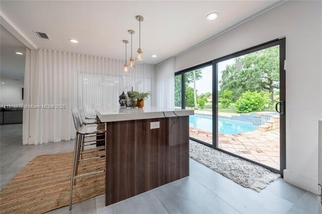 Building Photo - 4371 Casper Ct