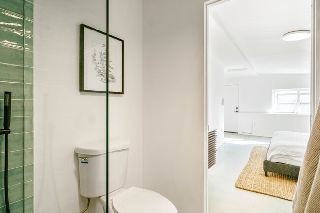 Building Photo - Modern 3-Bedroom Desert Bungalow with Stunning Views – Unfurnished - Price reflects MOVE IN SPECI...