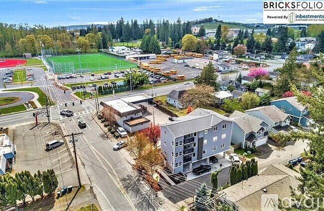 Building Photo - Welcome Home to Your Perfect Sanctuary in Monroe