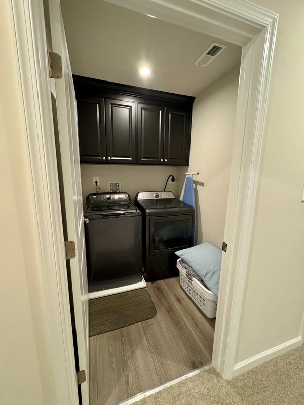 Building Photo - 203 Braeburn Dr