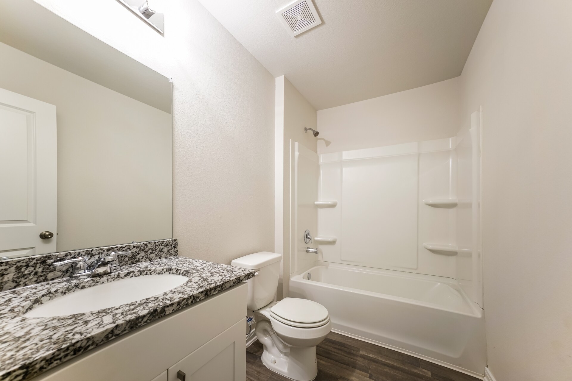 Building Photo - 15661 Briar Frst Dr