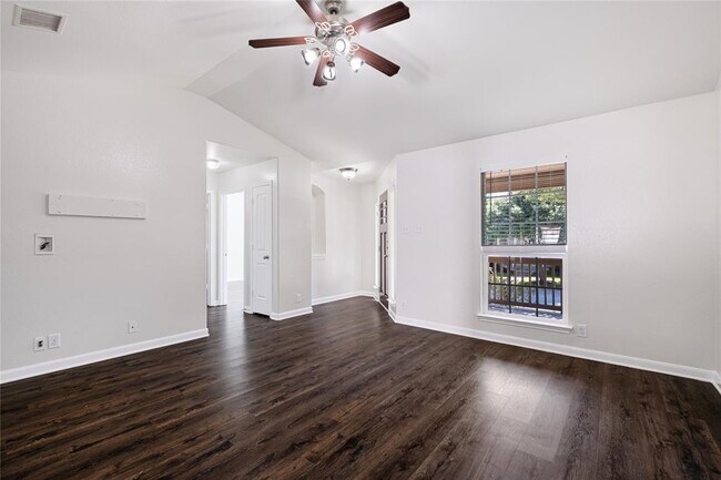 Building Photo - 760 Gabriel Mills Dr