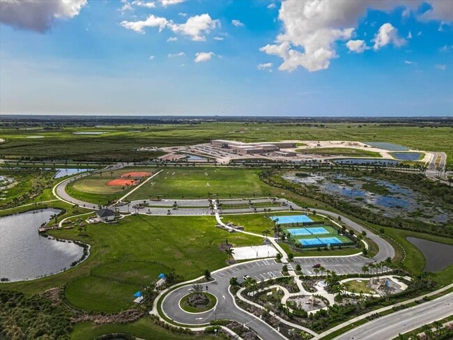 Building Photo - 7782 Waning Moon Wy