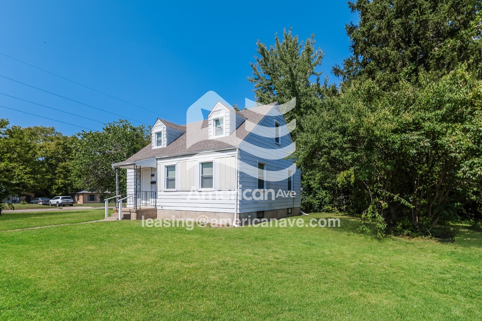 Building Photo - 4723 Genesee Ave