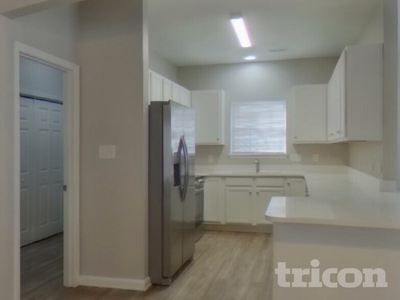 Building Photo - 5113 Livermore Ln