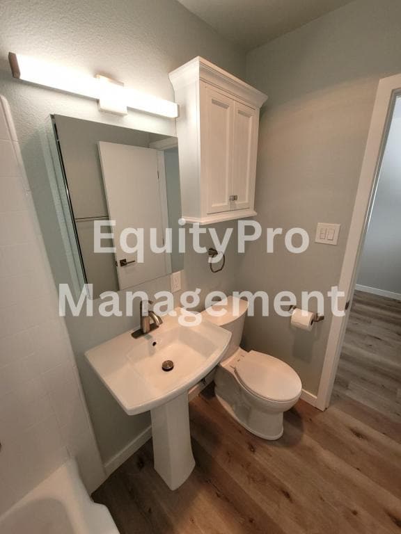 Building Photo - 7043 Pickering Ave