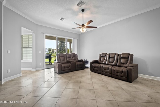 Building Photo - 1042 Southern Hills Dr