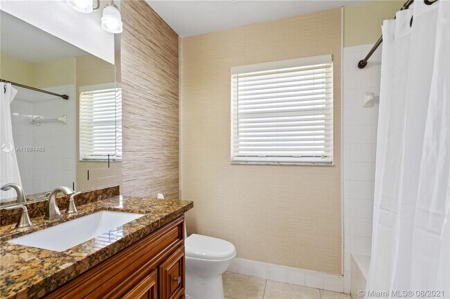 Building Photo - 3562 Southern Orchard Rd W