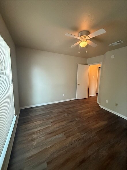 Building Photo - 19918 Rising Star Dr