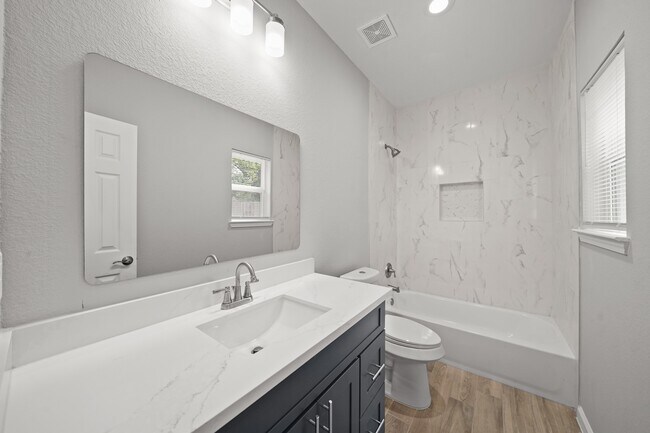 Building Photo - 4338 Brinkley St