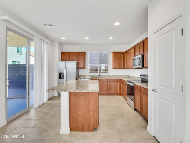 Building Photo - 16456 W Whispering Wind Dr