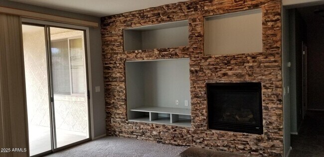 Building Photo - 15227 W Tasha Dr