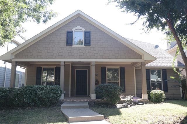 Primary Photo - 2702 Westpoint Dr